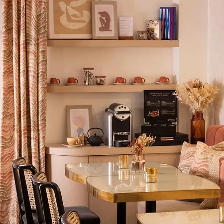 Le Bailli Отель Париж